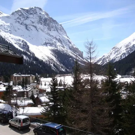 Cosy Avec Grand Balcon Plein Sud En Centre-ville, Proche Commerces Et Telepherique - Fr-1-464-52 *